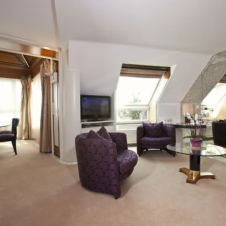 Ξενοδοχείο Bayerischer Hof Μπαϊρόιτ