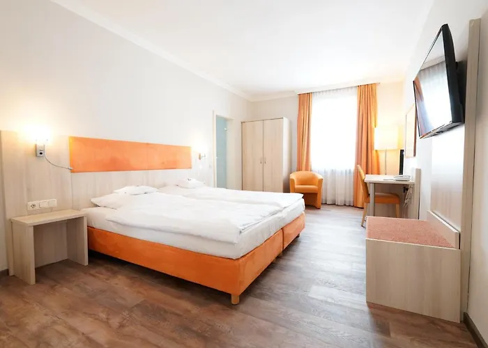 Bayerischer Hof 4*