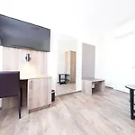 Bayerischer Hof Hotel 4*