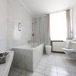 Bayerischer Hof Hotel 4*