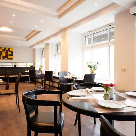Hotel Bayerischer Hof 4*