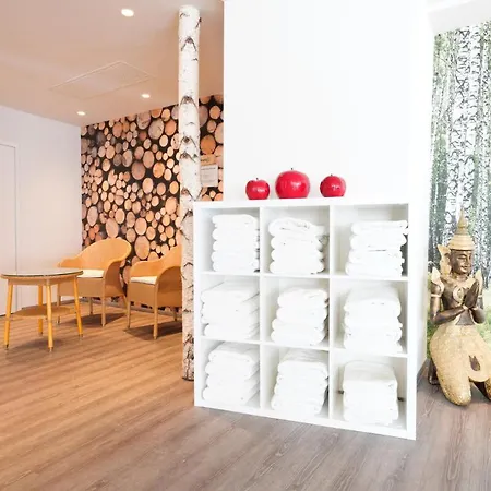 Bayerischer Hof 4*