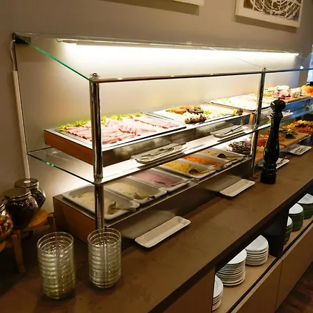 拜耶斯赫尔酒店 4*