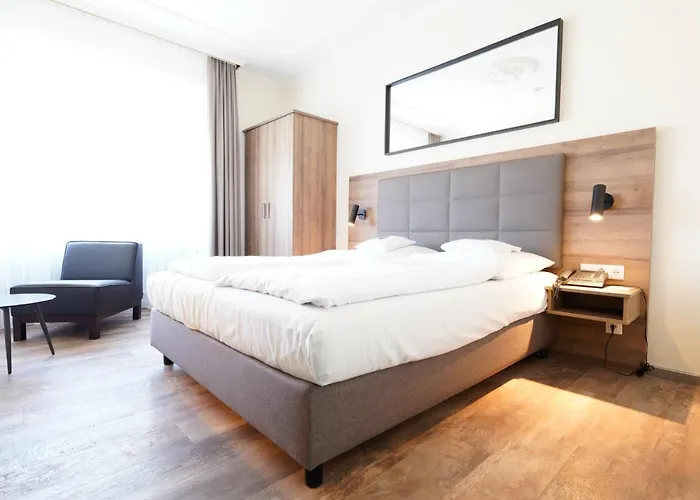 Bayerischer Hof 4*