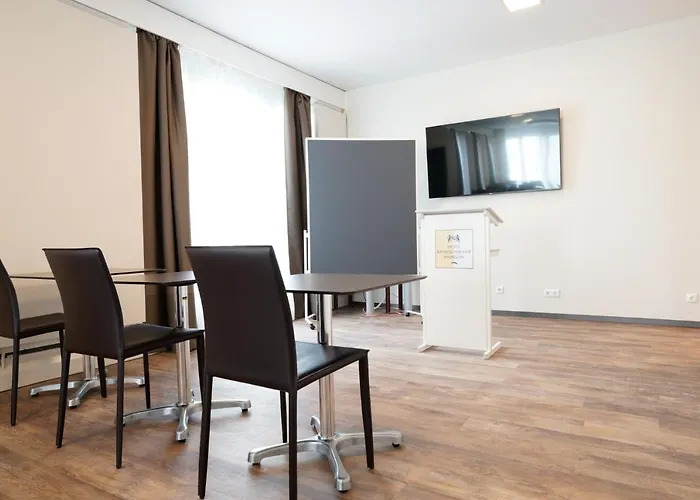 Bayerischer Hof 4*